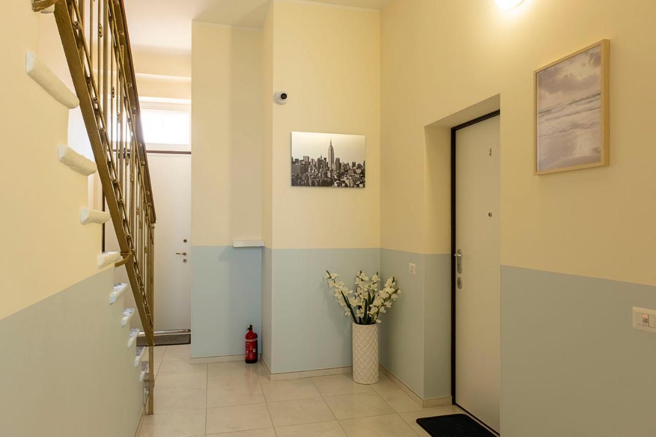 Leader Apartment 2 - Monzino - Hockey Msg Arena - Linate - Milano Esterno foto