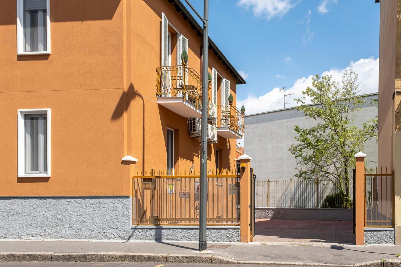 Leader Apartment 2 - Monzino - Hockey Msg Arena - Linate - Milano Esterno foto